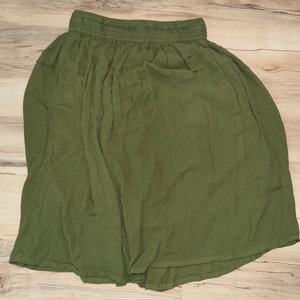 Green skirt size medium
